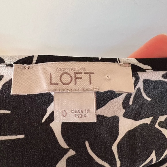 LOFT long sleeves romper - Picture 2 of 2